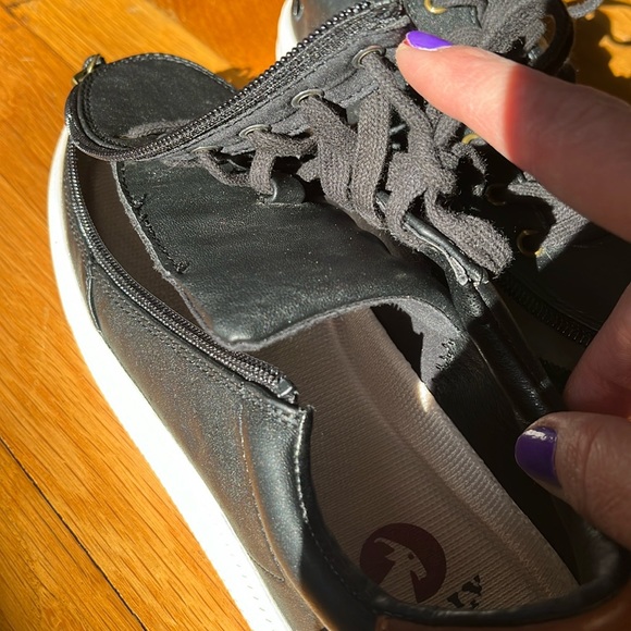 Billy Low Sneaker Wrap Around Zipper Black with White Sole Women's Size 6.5 - Picture 8 of 8